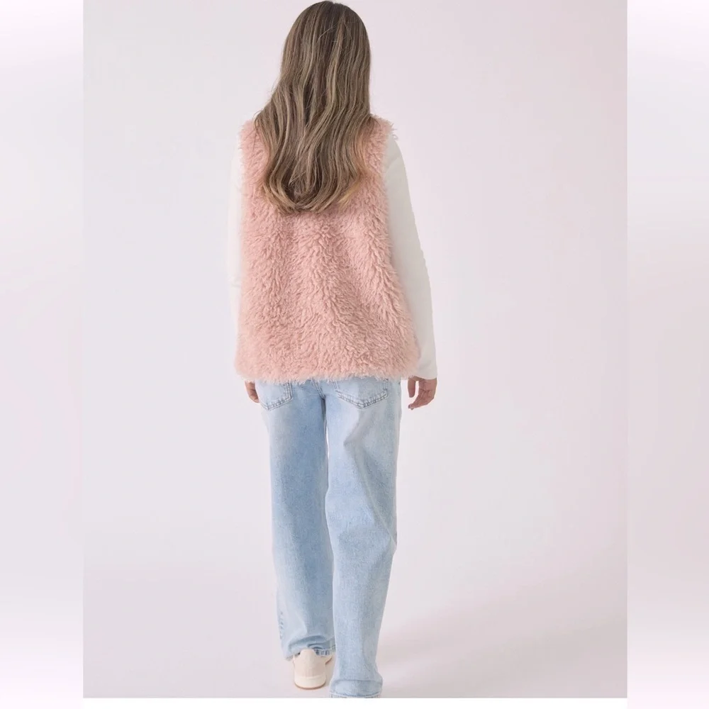 Belle Du Jour Girls Pink Bonnie Faux Fur Vest & White long sleeve Tee 2 Pcs set